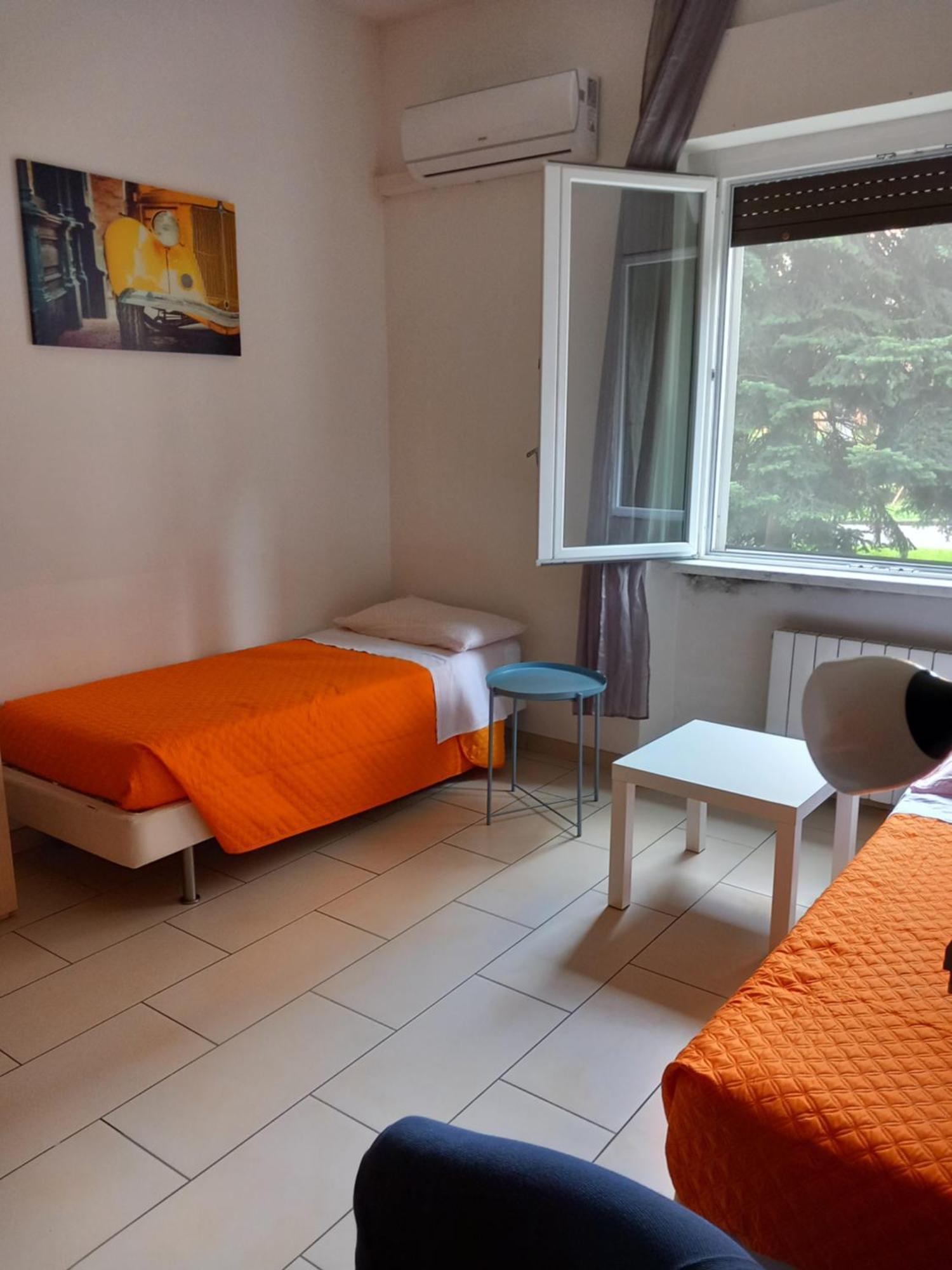 Apartamento Vicino Policlinico San Donato San Donato Milanese Exteriör bild